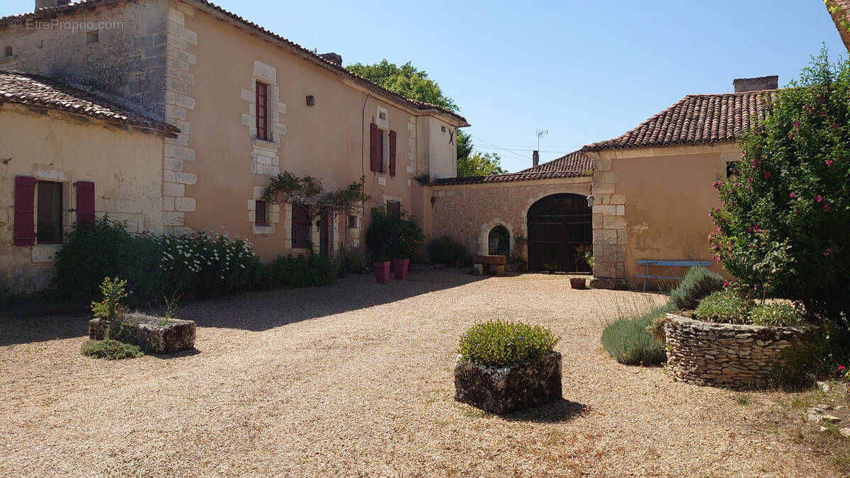 Maison à MAREUIL
