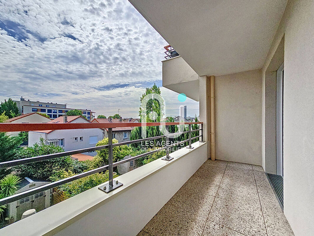 Appartement à ASNIERES-SUR-SEINE