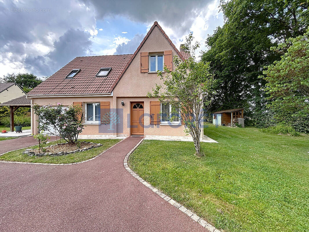 Maison à SENONCHES