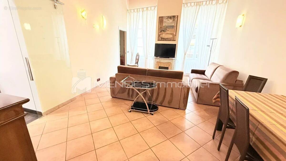 Appartement à MENTON