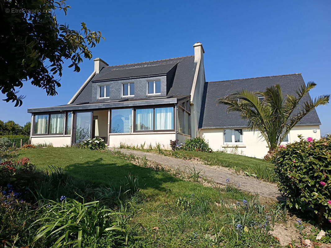 Maison à LANNILIS