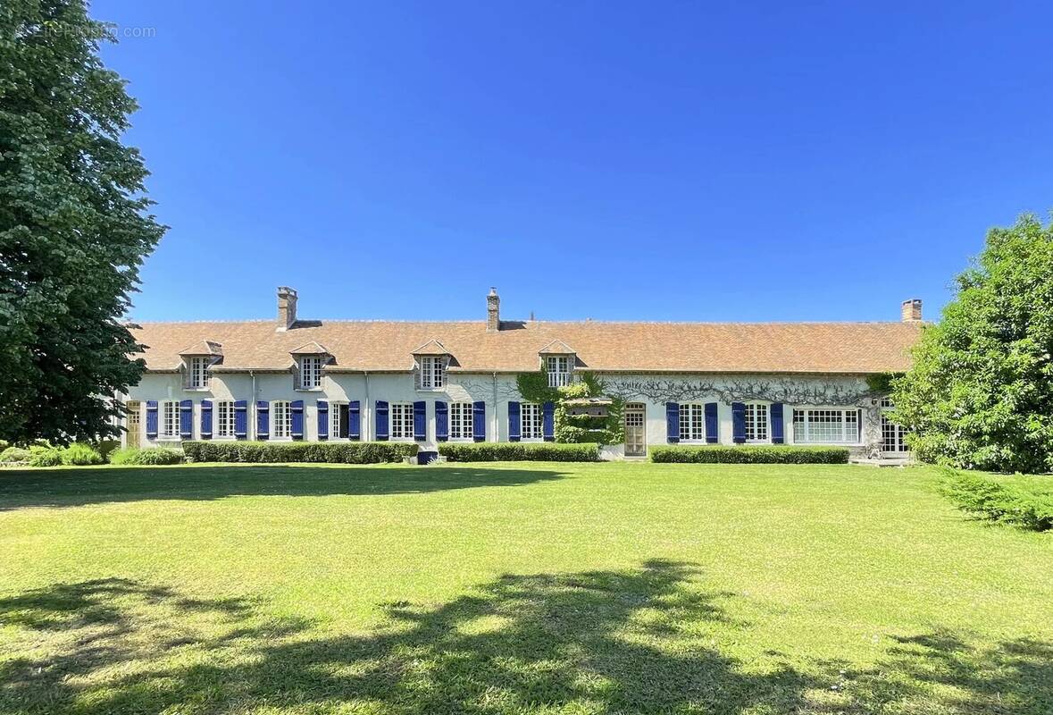 Maison à NEMOURS