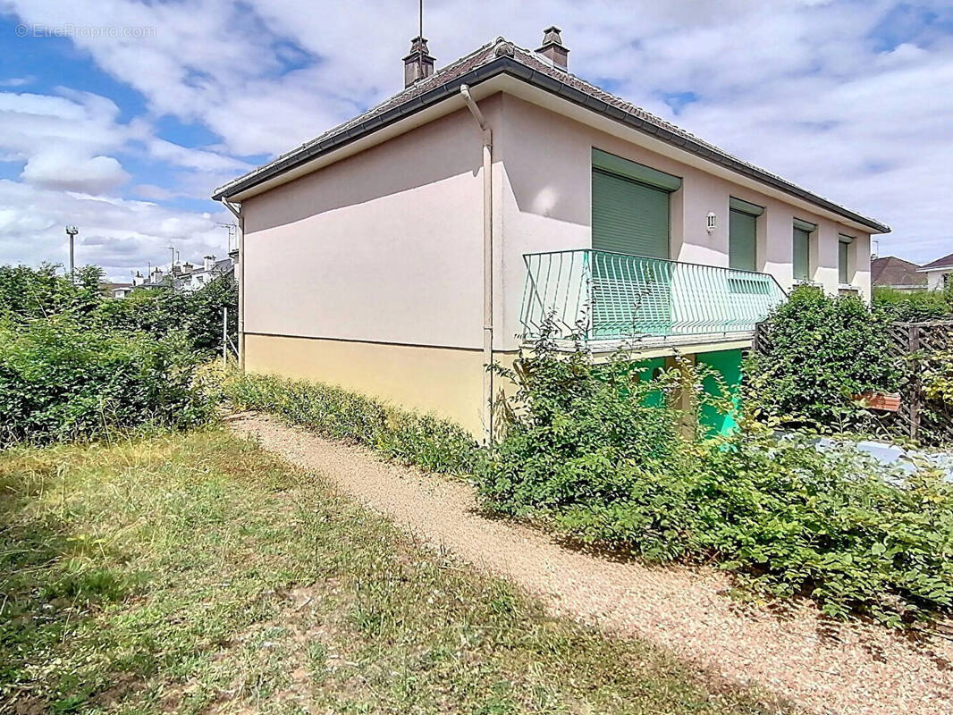 Maison à LUCE