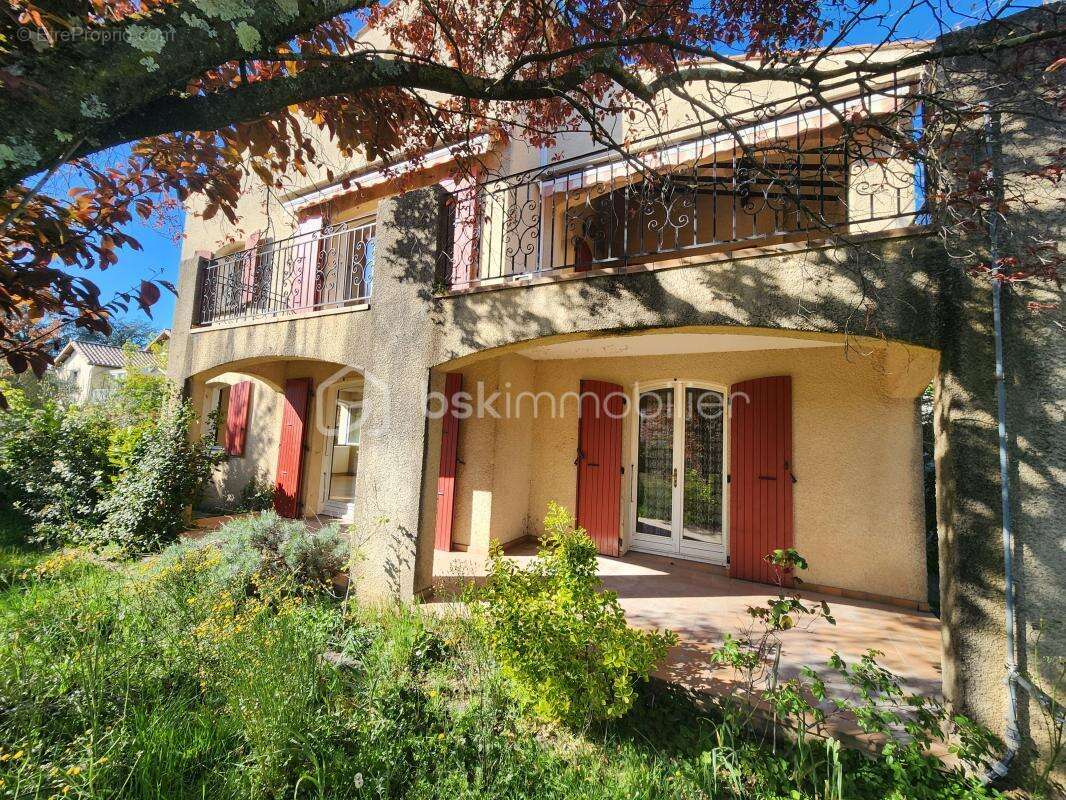 Maison à MONTELIMAR