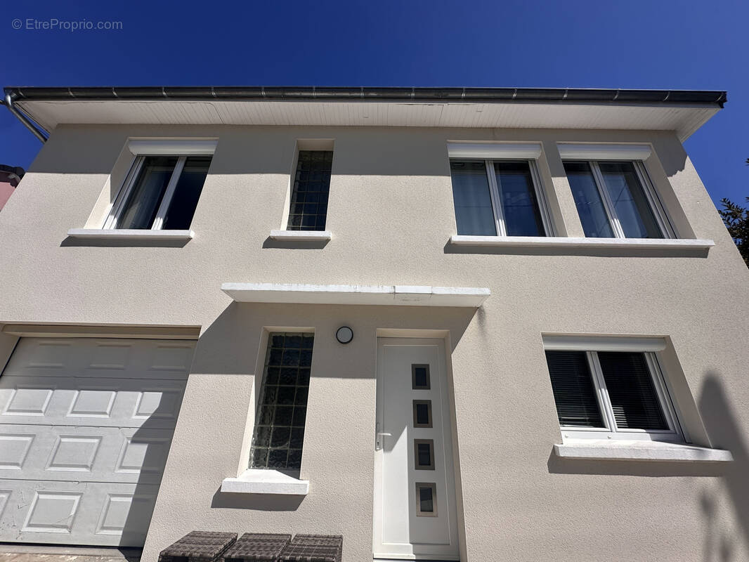 Maison à BELLERIVE-SUR-ALLIER