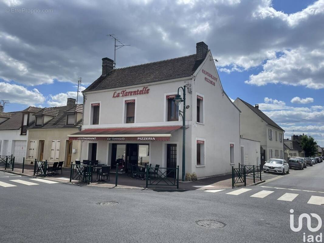 Photo 1 - Commerce à LACROIX-SAINT-OUEN
