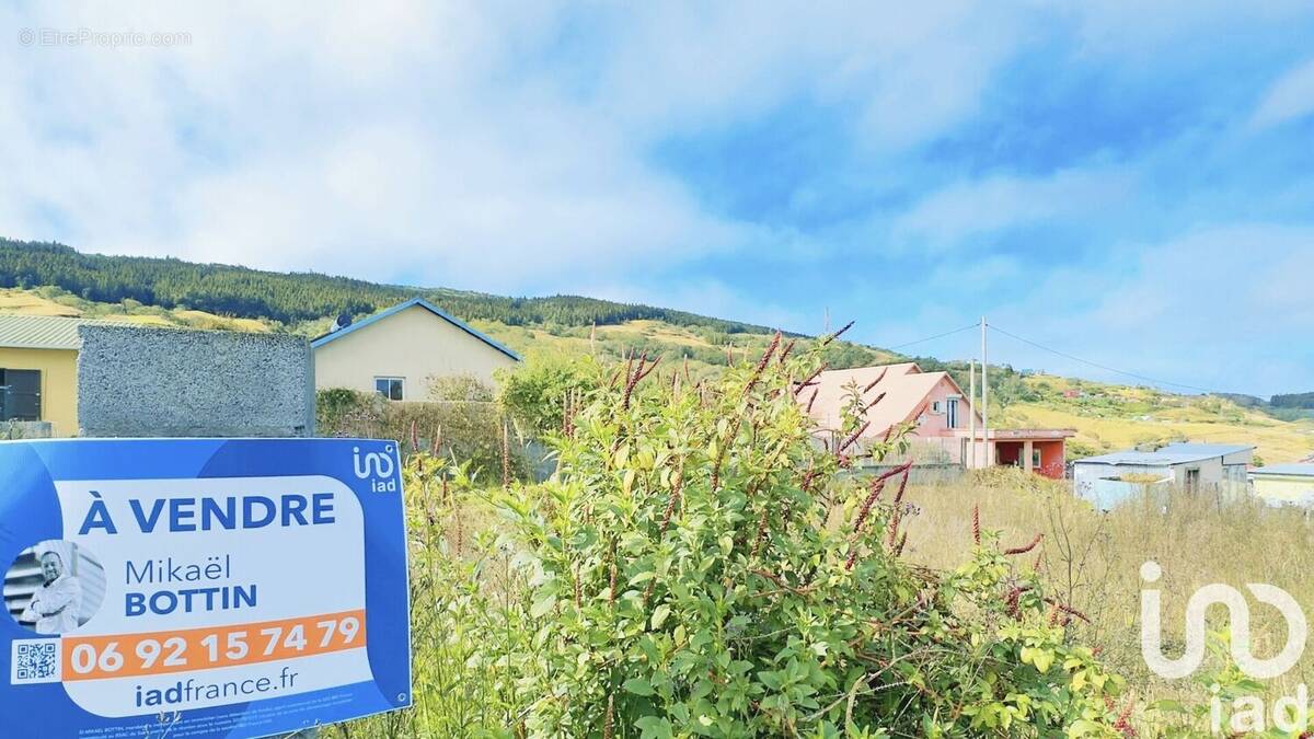 Photo 1 - Terrain à SAINT-PIERRE