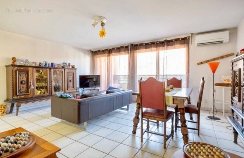 Appartement à MARSEILLE-10E
