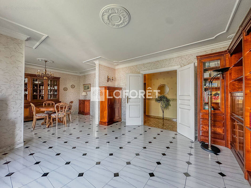 Appartement à ECHIROLLES