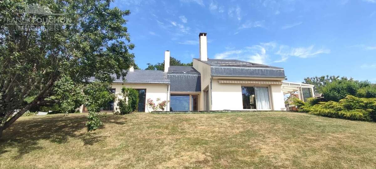 Maison à SOUPPES-SUR-LOING