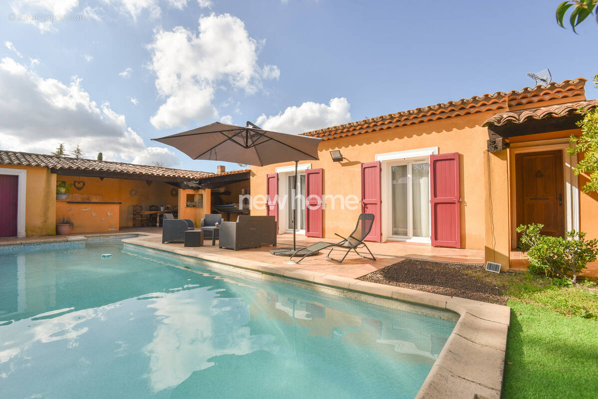 Maison à LORGUES