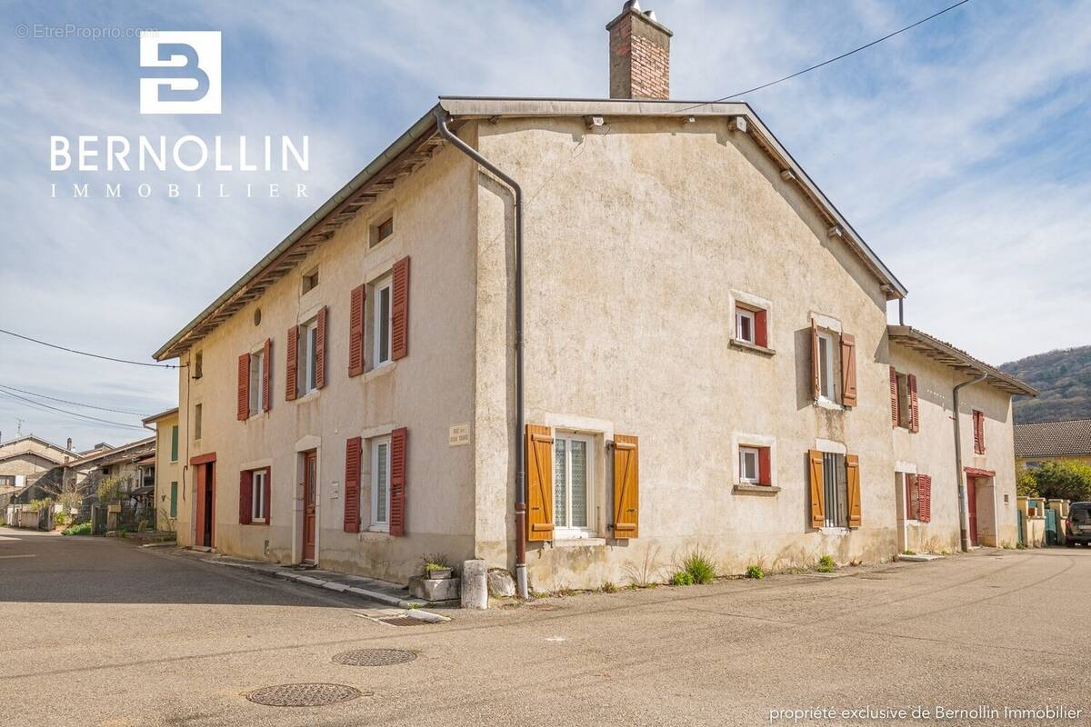 Maison à VILLEREVERSURE