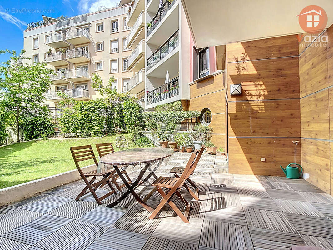 Appartement à SURESNES
