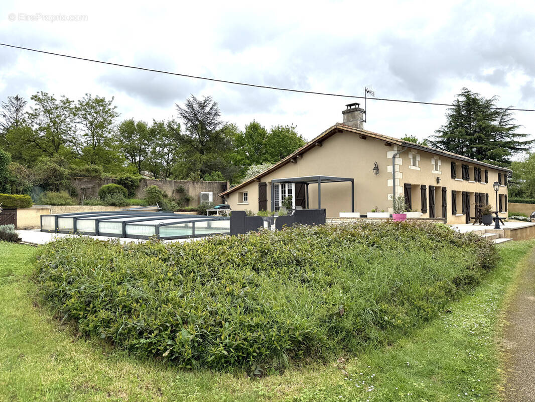 Maison à BERUGES
