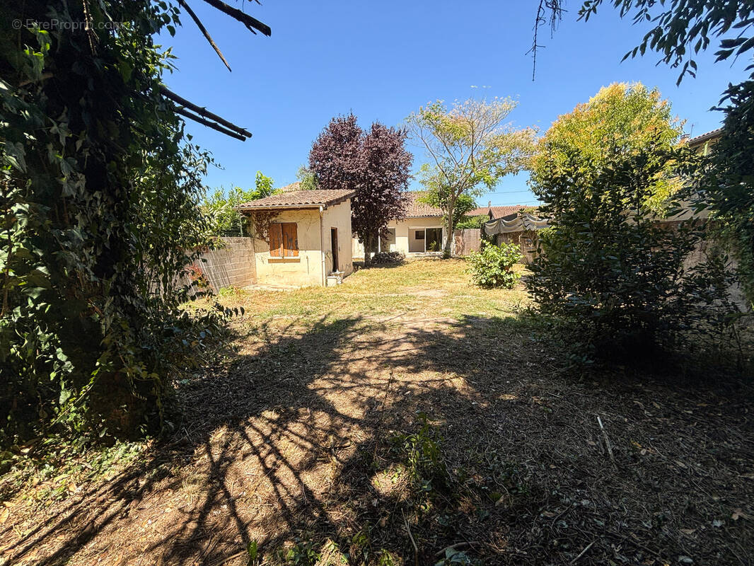 Maison à VILLENAVE-D&#039;ORNON
