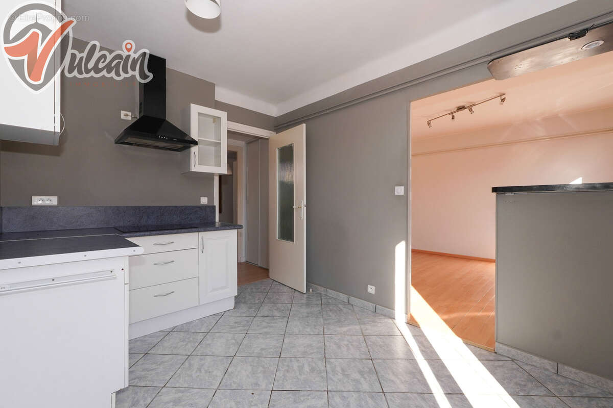 Appartement à PONT-DU-CHATEAU