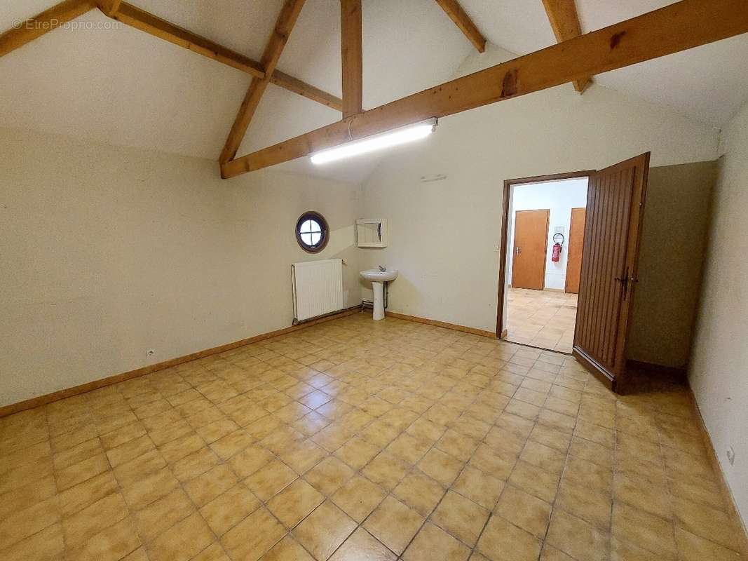 Maison à BRUAY-LA-BUISSIERE