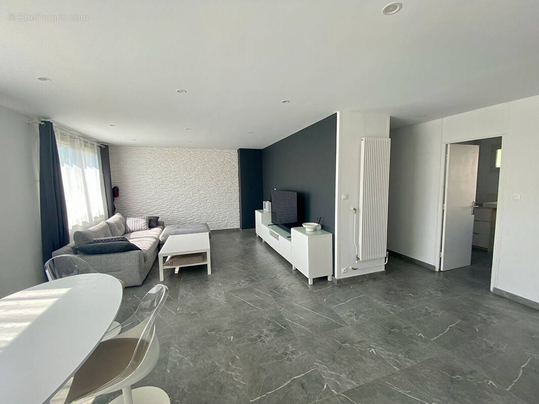 Appartement à MONTLUEL