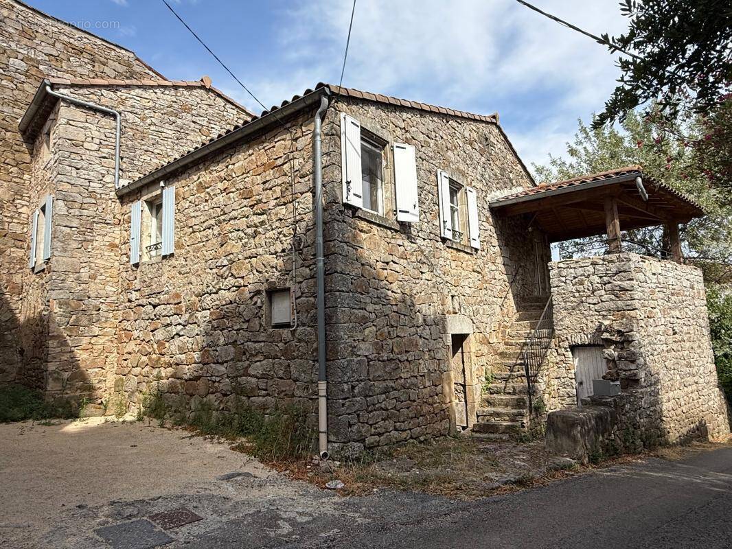 Maison à LABLACHERE