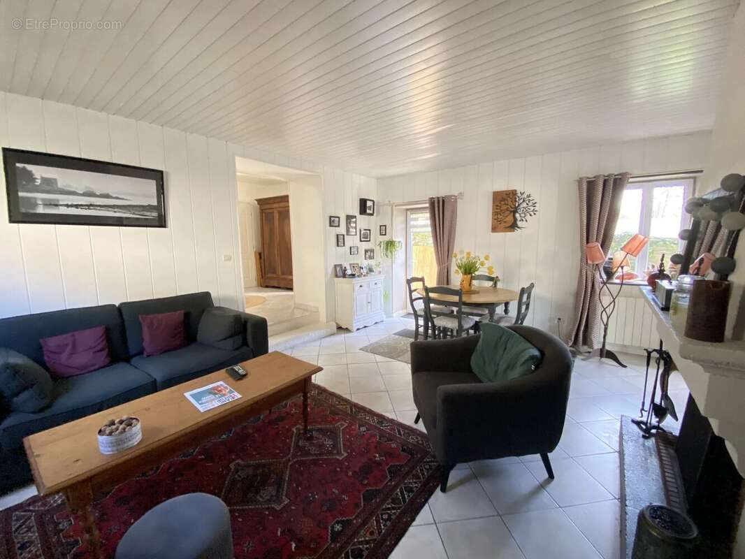 Maison à BUCHELAY