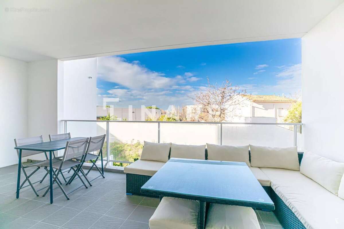 Appartement à MARSEILLE-8E