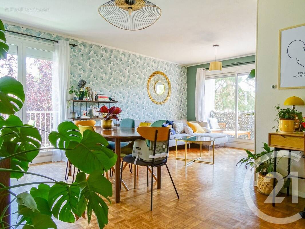 Appartement à TASSIN-LA-DEMI-LUNE