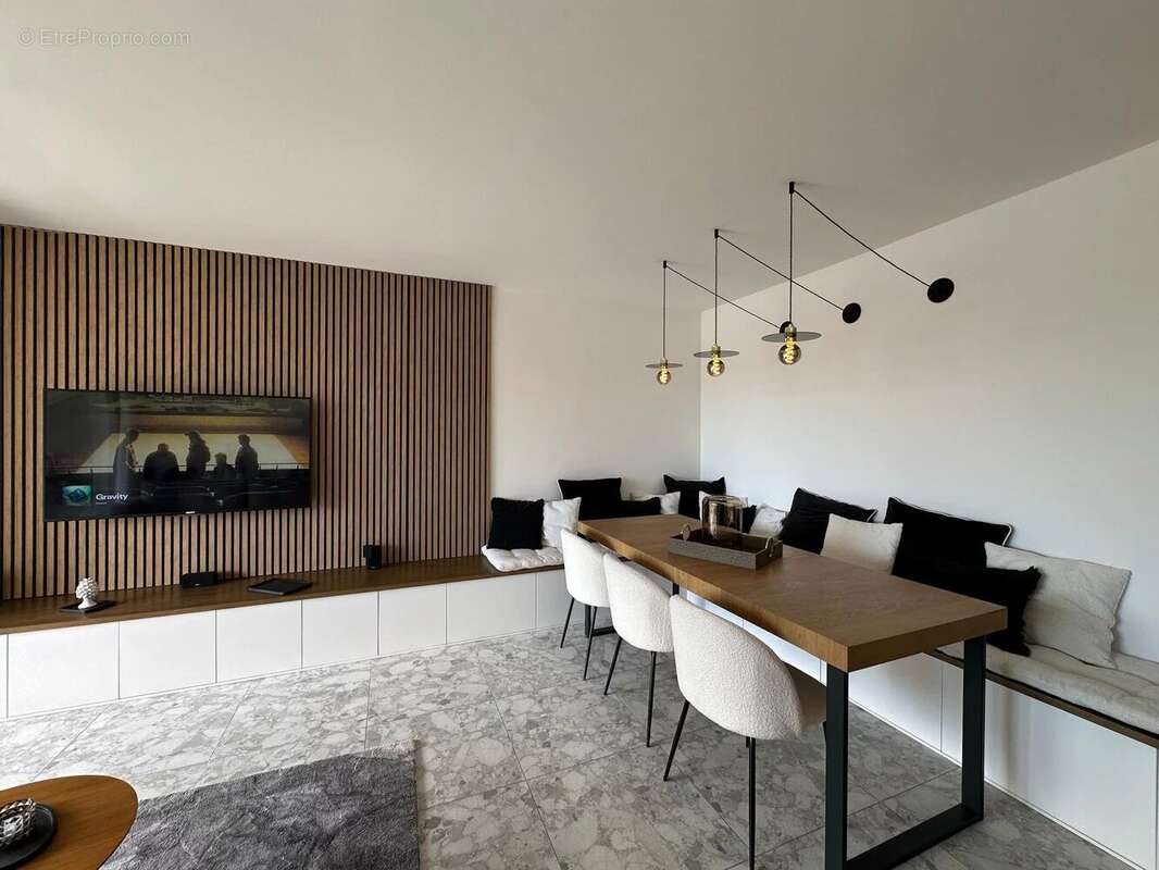Appartement à MANDELIEU-LA-NAPOULE