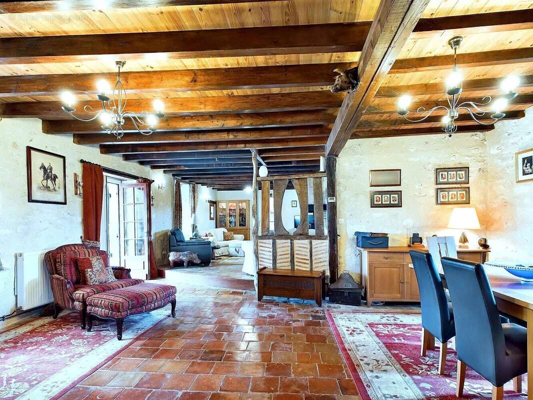 Maison à EYMET