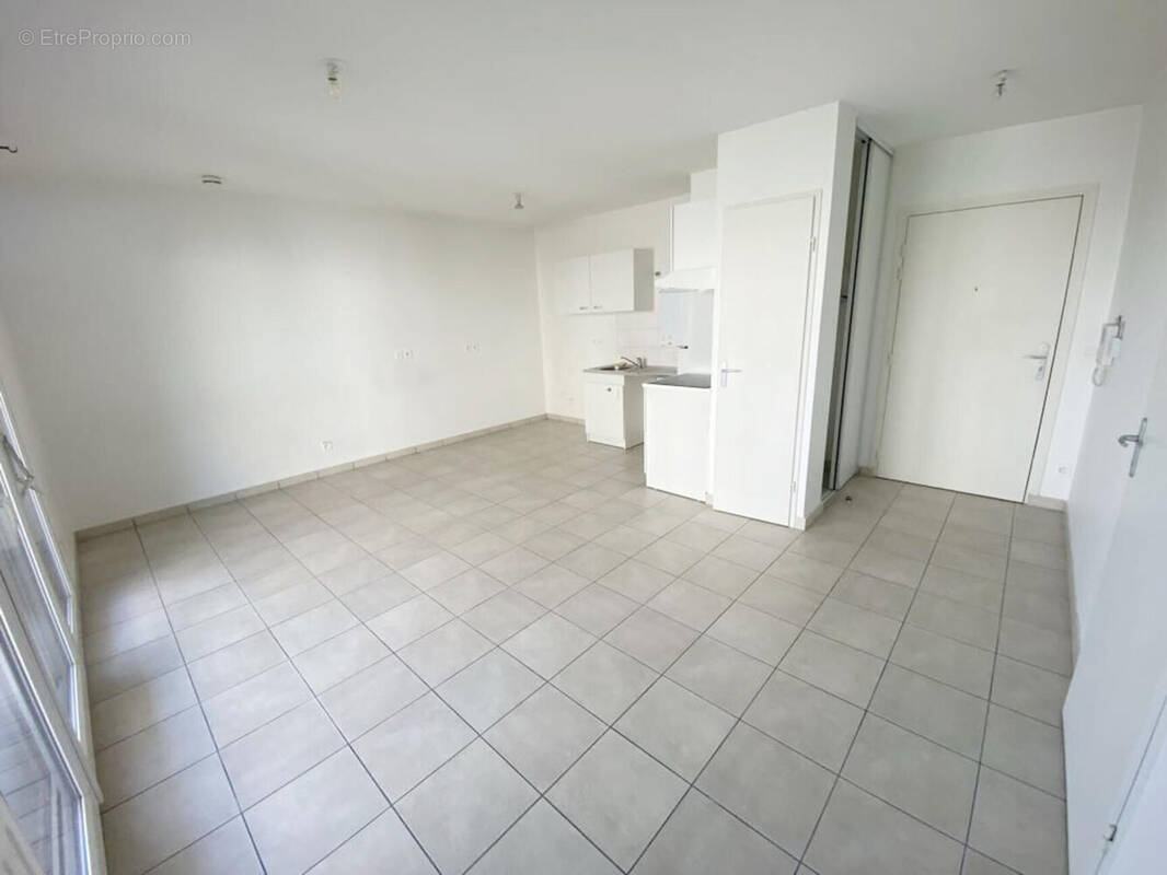 Photo 1 - Appartement à VENISSIEUX