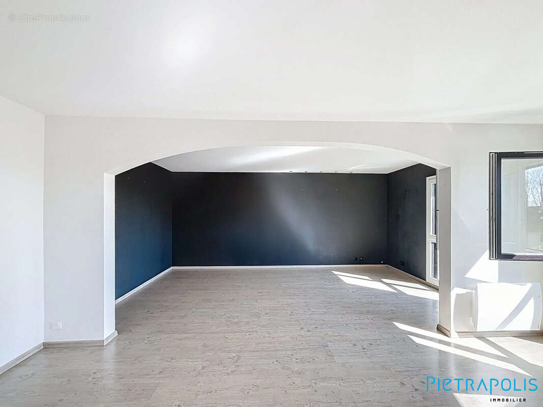 Appartement à DIVONNE-LES-BAINS