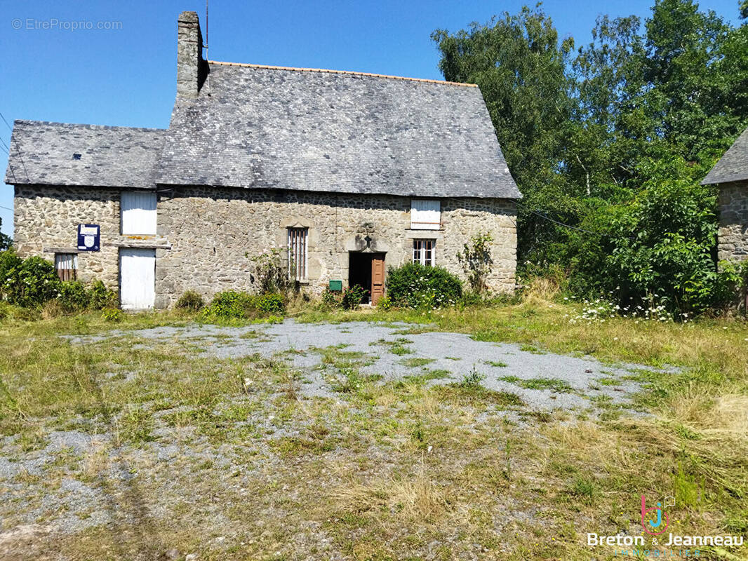 Maison à MAYENNE