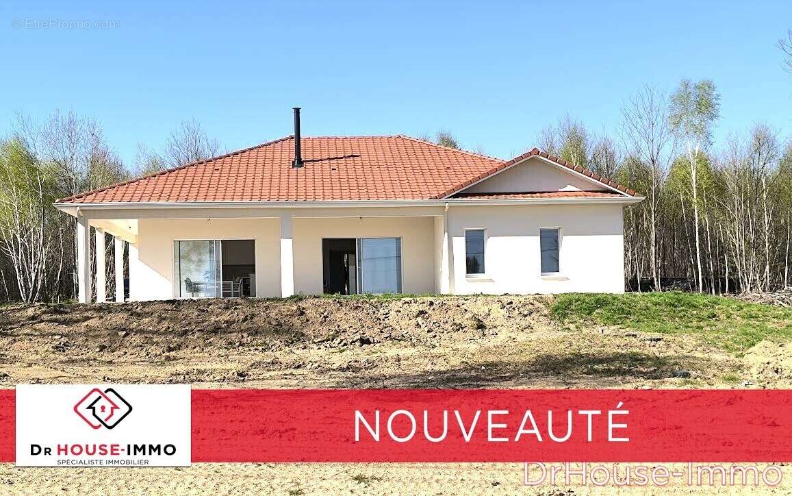 Maison à SAINT-YRIEIX-LA-PERCHE