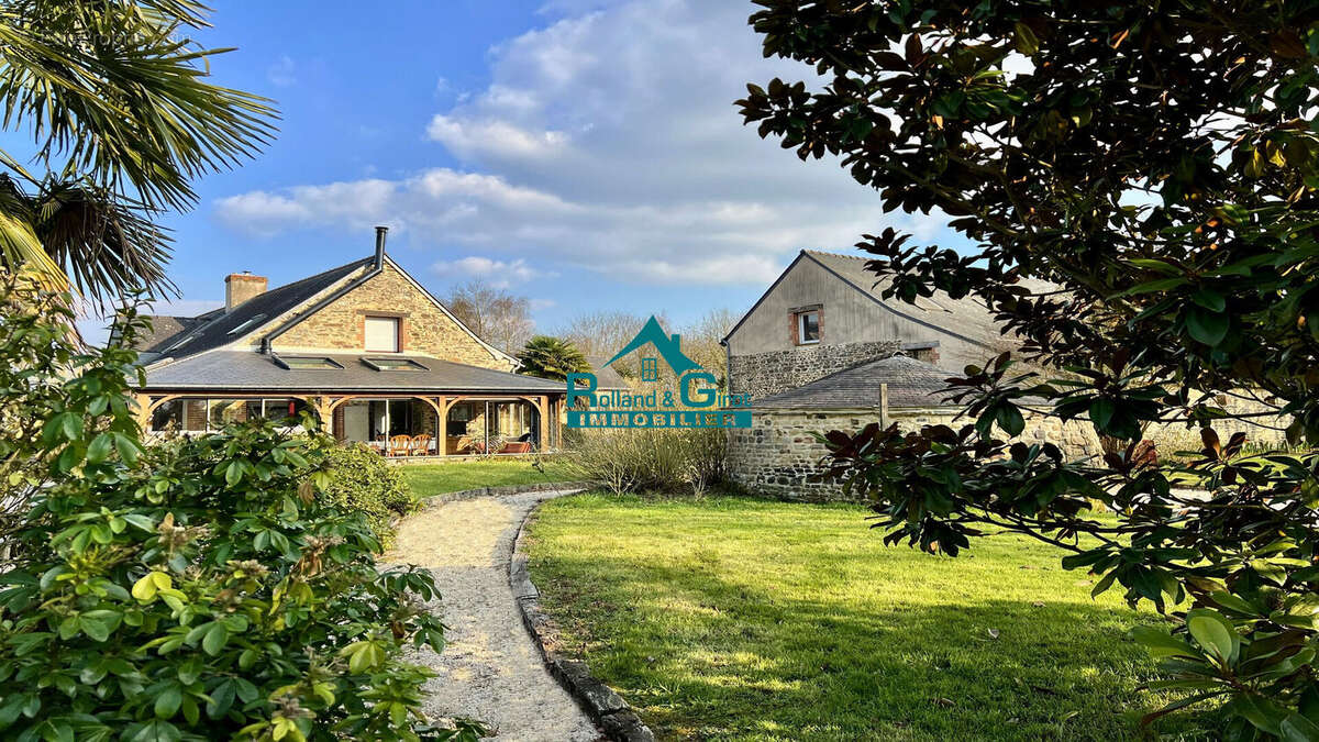 Maison à PIRE-SUR-SEICHE
