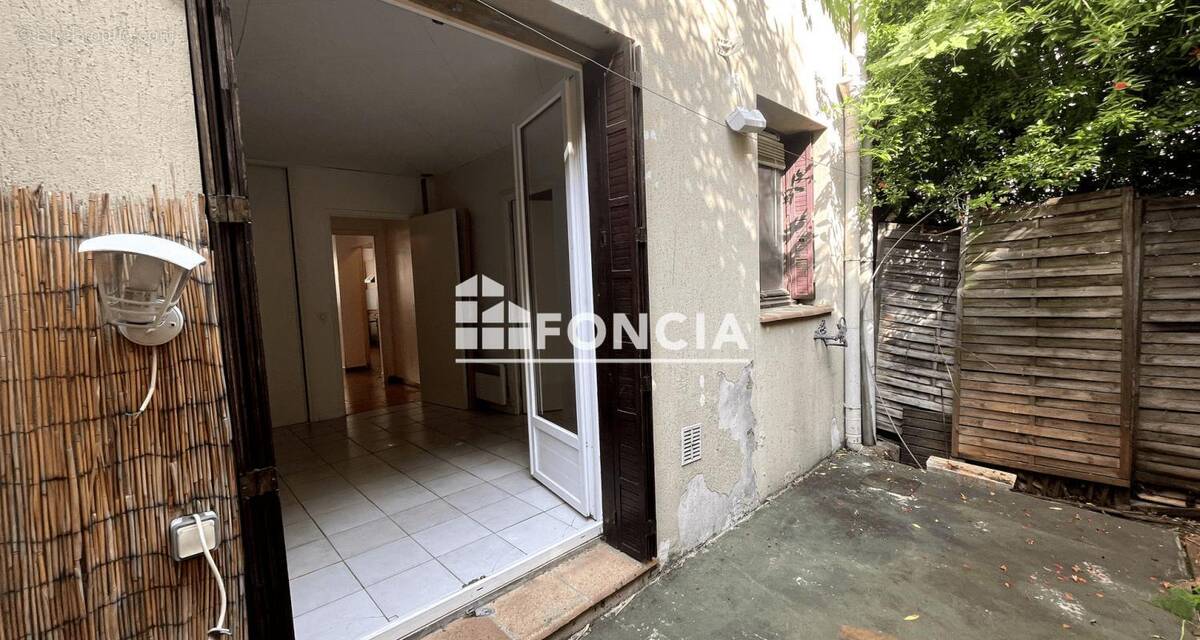 Appartement à VALLAURIS
