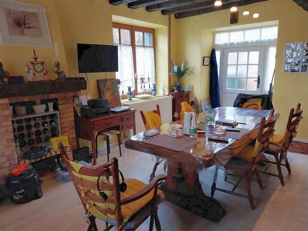Maison à CHAILLAC