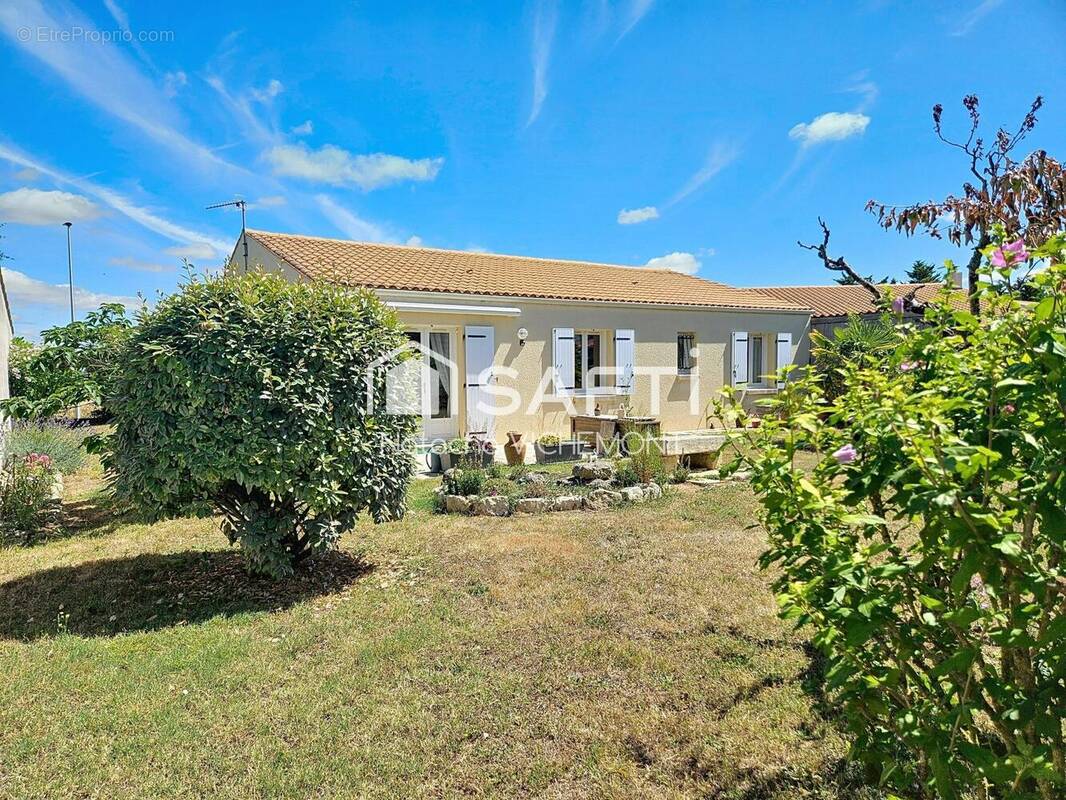 Photo 1 - Maison à ANGOULINS