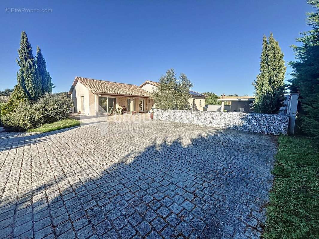 Maison à CARAMAN