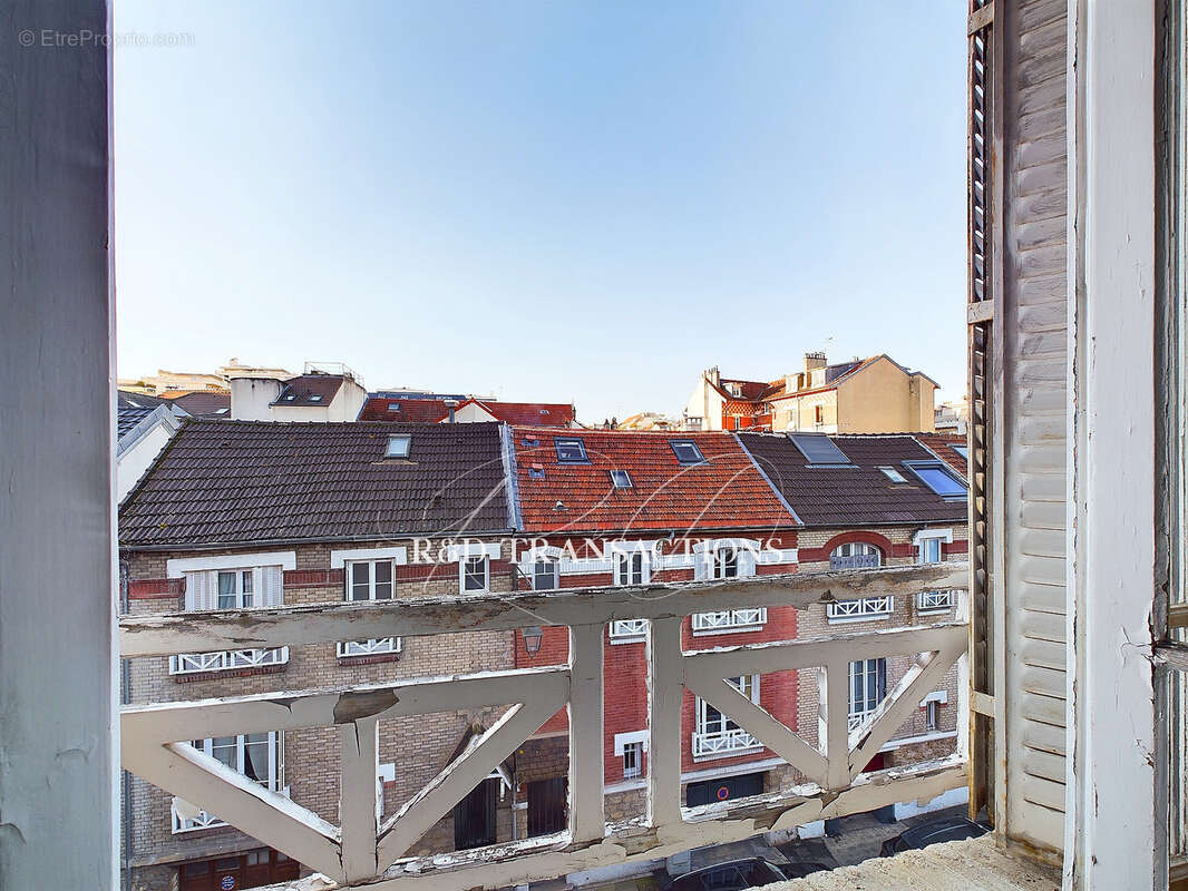 Maison à SURESNES
