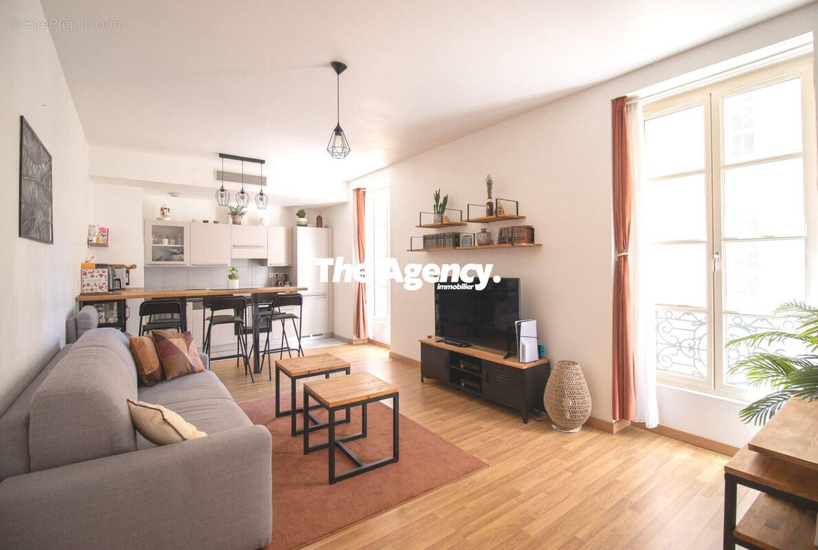 Appartement à MARSEILLE-2E