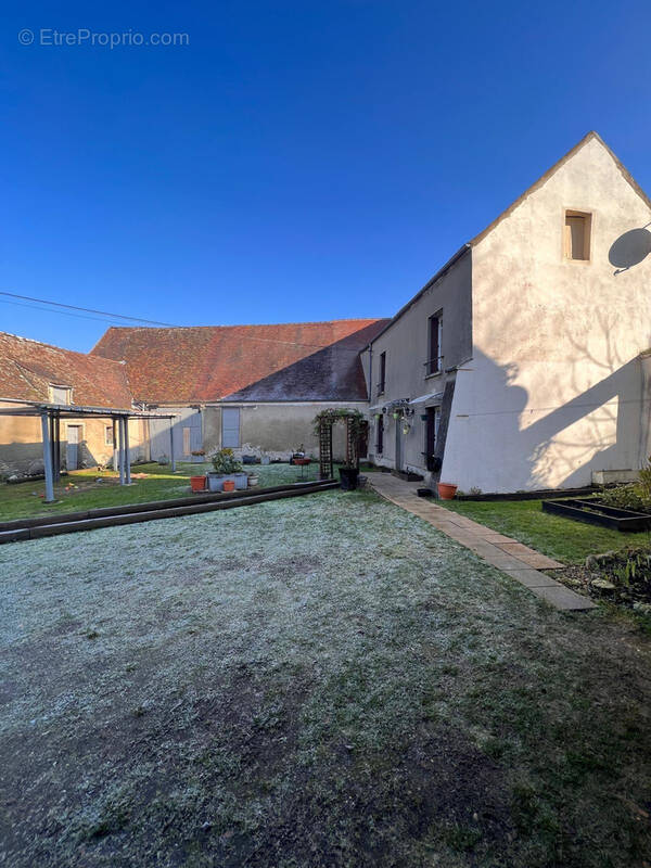 Maison à BOUAFLE