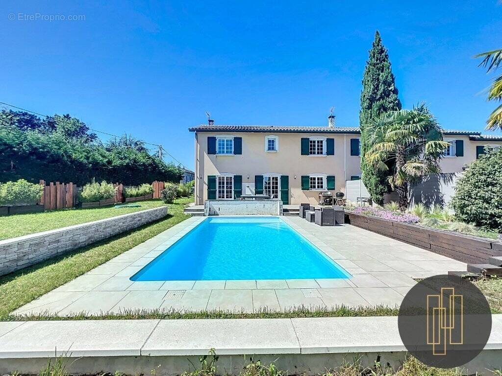 Maison à DARDILLY