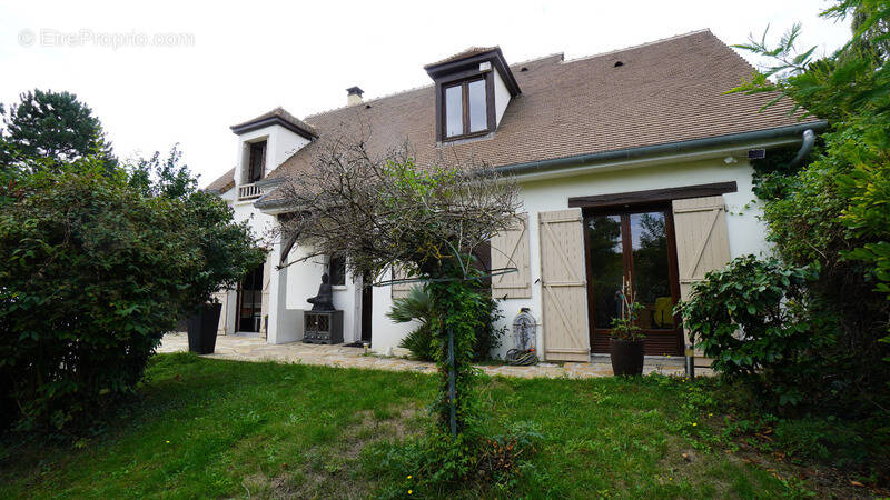 Maison à MONTLIGNON