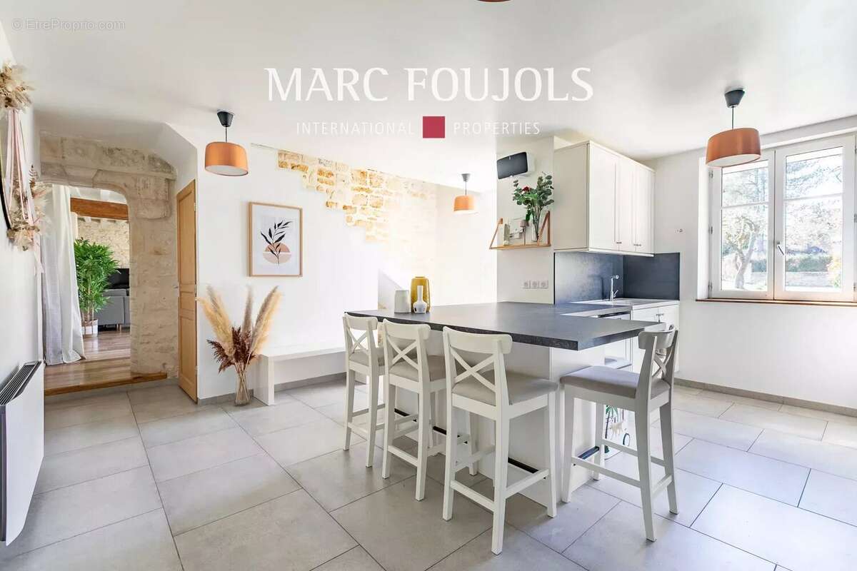 Maison à CHANTILLY