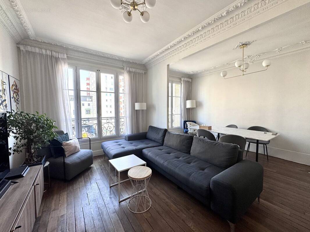 Appartement à SURESNES