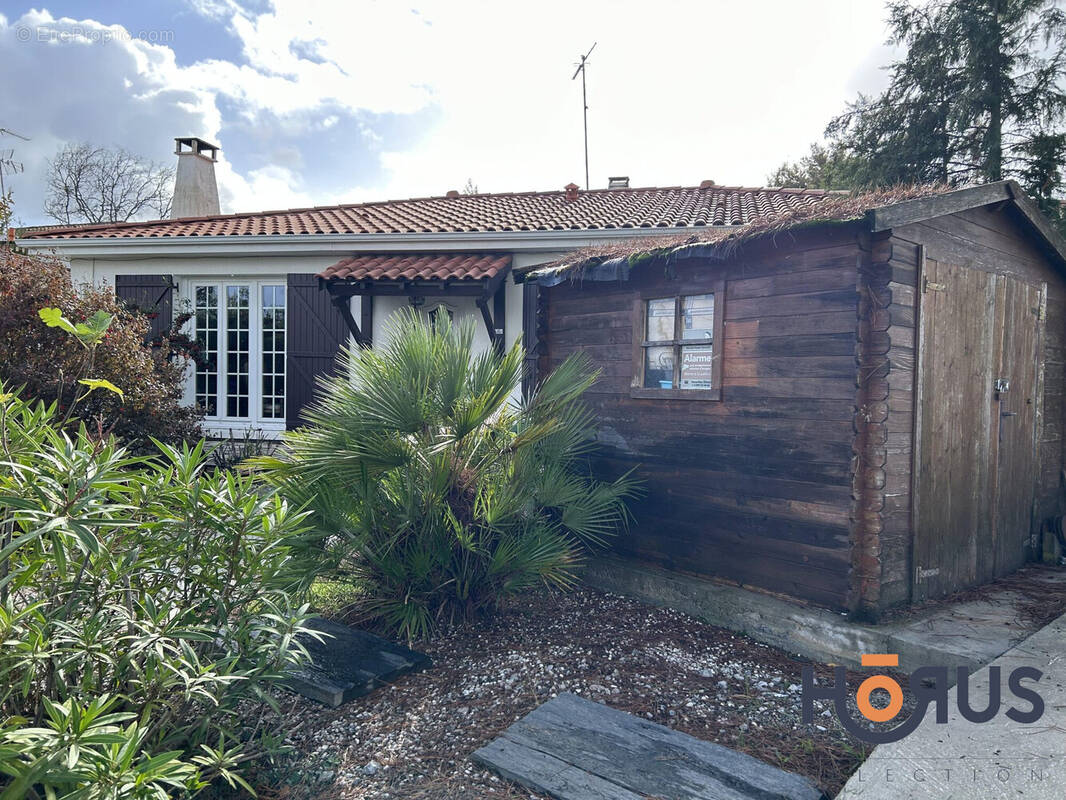 Maison à ARTIGUES-PRES-BORDEAUX