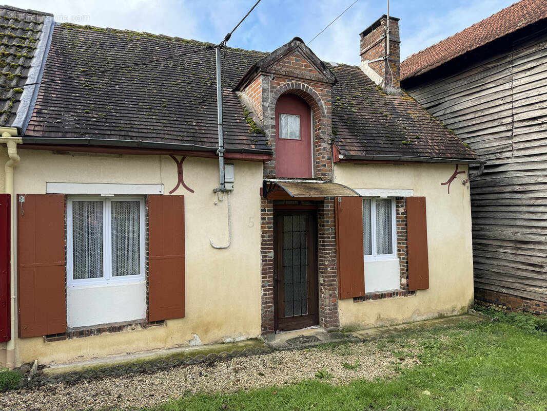 Maison à CHAMPIGNELLES
