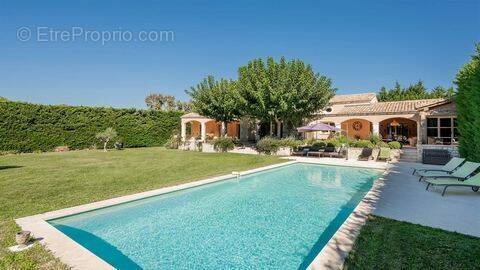 Maison à MAUSSANE-LES-ALPILLES