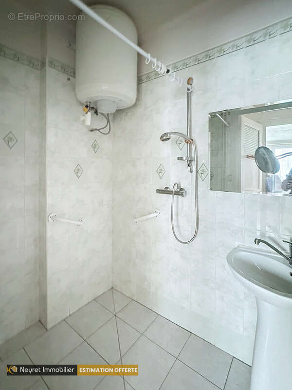 Appartement à SAINT-ETIENNE