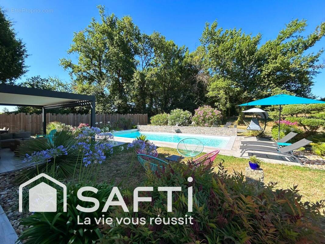 Photo 1 - Maison à VAYRES