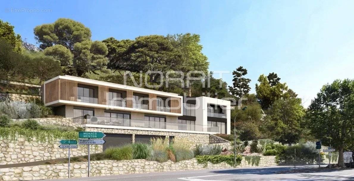 Maison à EZE